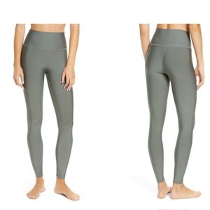 ALO Yoga Airlift Legging